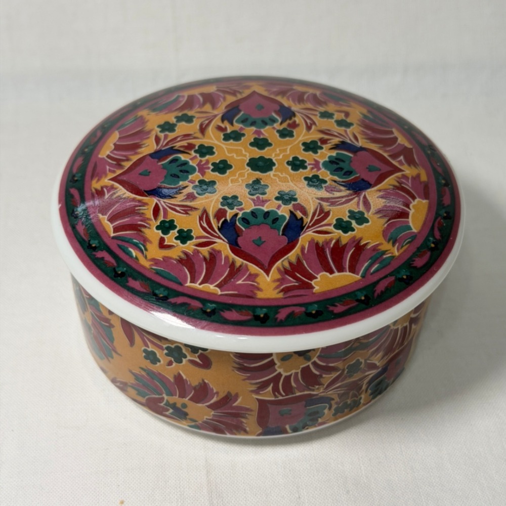 Pier 1 Trinket Box Unisex Small Multicolor Excellent Floral Ceramic Jar Lid